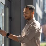 Which Smart Locks Support Guided and Self-Guided Property Tours?